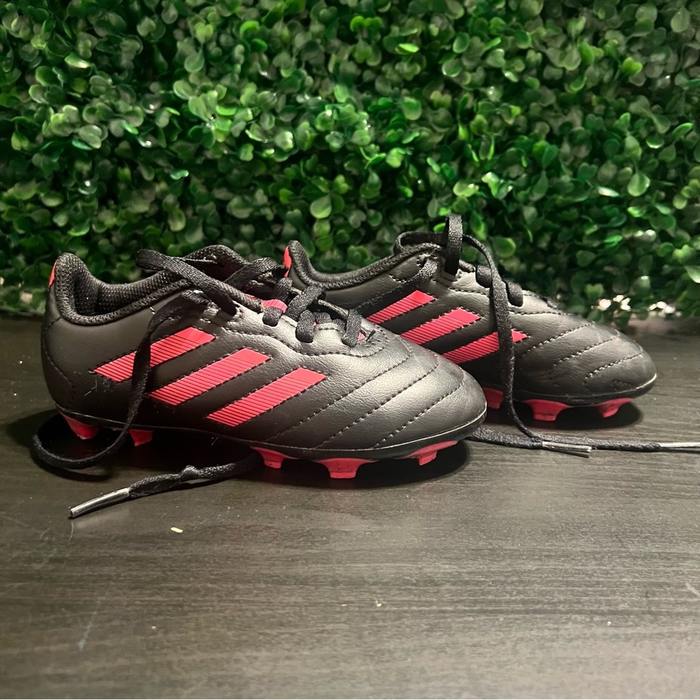 Adidas unisex Goletto VIII outdoor soccer cleats size 11